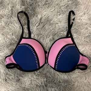 NWOT Victoria’s Secret Bathing Suit Top